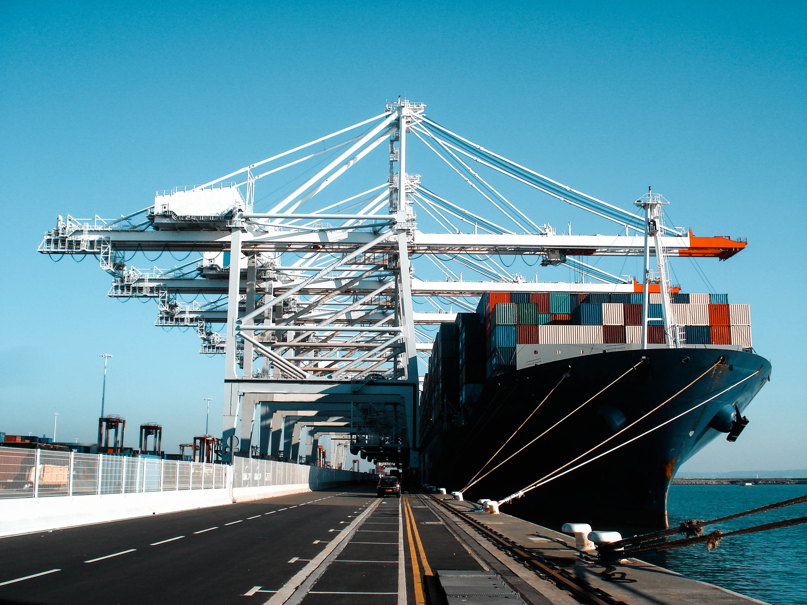 increasing-container-traffic-is-pressuring-port-and-hinterland